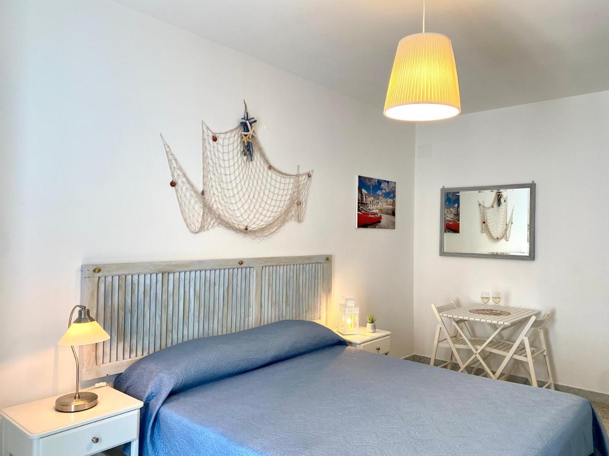 Dimore Aria Di Mare - Puglia Mia Apartments Монополі Екстер'єр фото